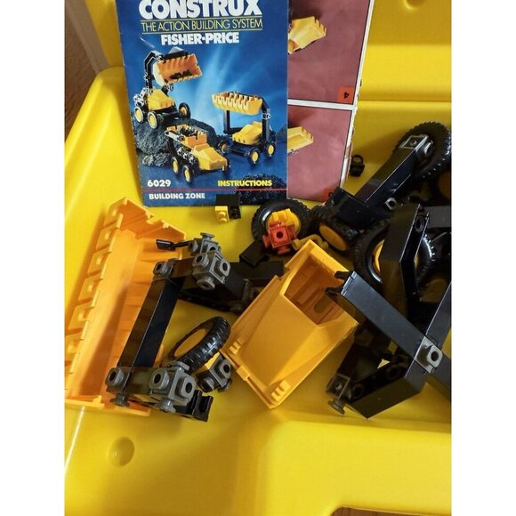 Vintage 1986 Fisher-Price Construx "Building Zone" set, model 6029 - Picture 6 of 9